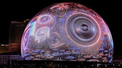 "The goal is to make it feel really nostalgic, like people are back in time." Reunited rock legends promise fans "awesome" experience at upcoming Las Vegas residency