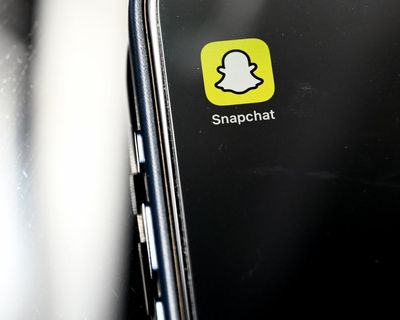 Russia blocks Snapchat and restricts Apple’s FaceTime, state officials say