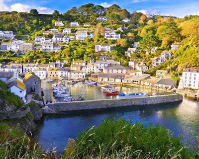 UK first-time buyers in best position to snap up property in a decade, data shows