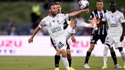 Mata foul denies Victory goal in stalemate with Bulls