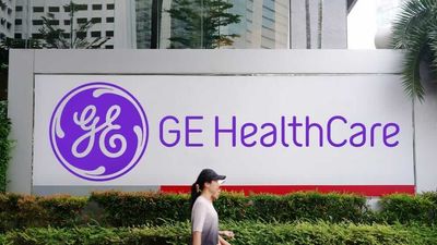 GE HealthCare Technologies Stock: Is GEHC Underperforming the Health Care Sector?