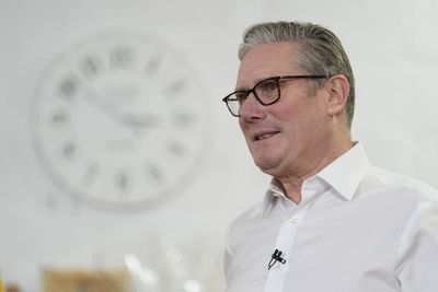 Starmer clarifies position on EU after Lammy talks up customs union