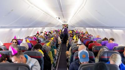 Plane suddenly plunged 100ft in 7 seconds, injuring 20. Expert says it was hit by something that traveled millions of light years