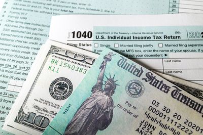 10 State Income Tax Adjustments Retirees Need to Review