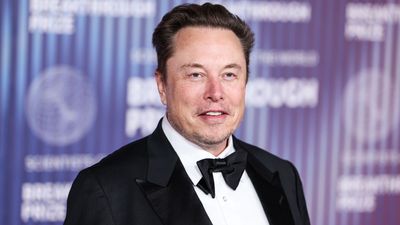 How Much Does Elon Musk Make in a Day?