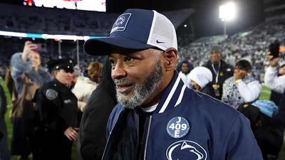 Penn State to Keep Ex-Interim Coach Terry Smith on Staff Under Matt Campbell