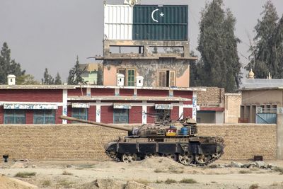 Four civilians killed as heavy fighting breaks out at Afghanistan-Pakistan border