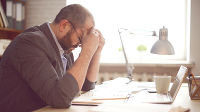 I’m a Financial Advisor: 5 Worst Money Moves the Middle Class Could Make in 2026