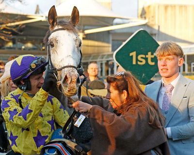 Il Etait Temps shows his time is now with stunning display in Tingle Creek