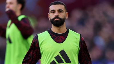 Arne Slot Makes Major Mohamed Salah Decision for Leeds Battle