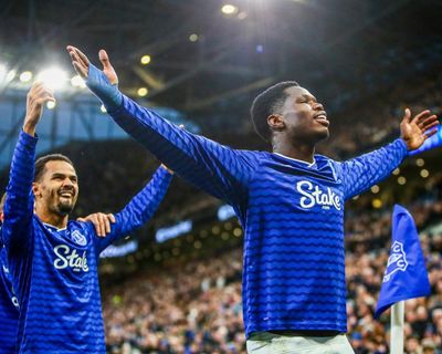 Everton turn on style and condemn Dyche to miserable return with Nottingham Forest