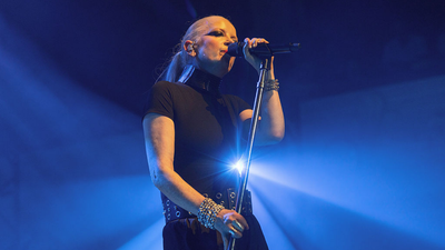 "I joined a band because I hated the f****** beach." Shirley Manson doubles down after beach ball rant at Garbage show in Australia