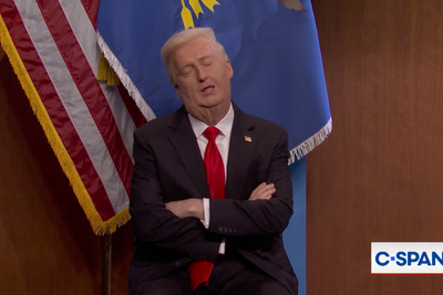 SNL cold open skewers Trump for seemingly falling asleep during meetings — and jokes he was dreaming of Mamdani