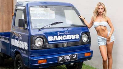 British Porn Star Bonnie Blue Arrested After 'Schoolies' Sex Tour Triggers Bali Police Probe