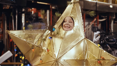 Melissa McCarthy Returns to SNL After 8 Years, Gets Buried in Festive Snowstorm