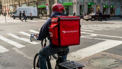 Dave Ramsey Says He'd Ride A Bicycle Before Getting A 'Freaking Car Payment Again,' Tells A Caller To Take The Bus Instead Of Buying A Car