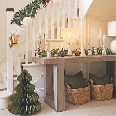 I’m seeing this cosy, minimalist Christmas decor trend everywhere right now – and these are the best places to pick one up