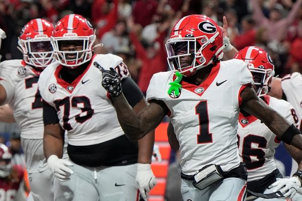 Indiana jumps to No. 1 in AP Top 25 ahead of Georgia, Ohio State in final rankings before playoff