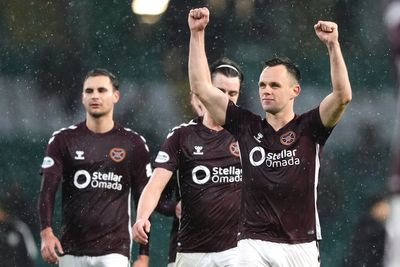 Hearts move three points clear of Celtic after victory in Scottish title clash