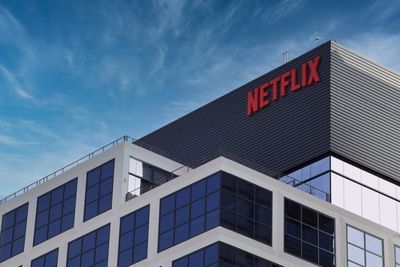 Netflix-Warner Mega Merger A 'Disaster For America,' Says This Anti-Monopolist: Likely To Face Significant 'Political And Antitrust Hurdles'