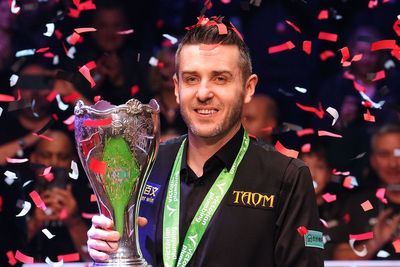 Mark Selby holds off Judd Trump fightback to win UK Championship