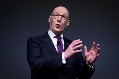 Independence could lower Scots’ energy bills by a third, Swinney tells voters