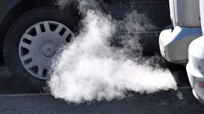 Seven EU countries pressure European Commission to rethink 2035 diesel and petrol car ban