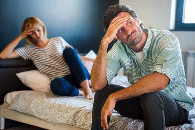 11 Signs Two-Earner Couples Are Drifting Financially