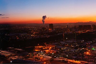 ‘The Red Road flats were spectacular – and terrifying’: striking photographs of Glasgow in flux