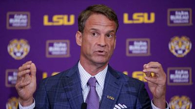 Florida AD Explains What Happened During Gators’ ‘Erratic’ Lane Kiffin Pursuit