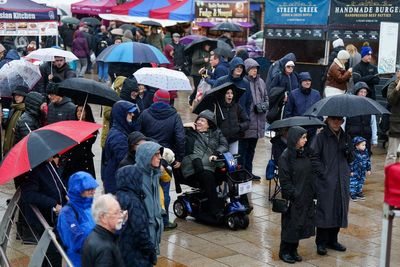 UK weather: Storm Bram hits UK packing expected 90mph gusts and 4 inches of rain