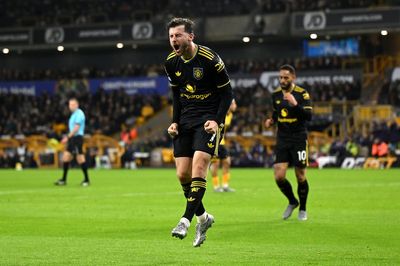 Wolves 1-4 Manchester United: Mason Mount back with a bang as Red Devils return to winning ways