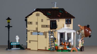 Lego’s latest Privet Drive set is so detailed and compact, the designers must have used an extension charm