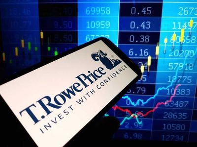 Is T. Rowe Price Group Stock Underperforming the Nasdaq?