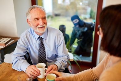 5 Subtle Signs Your House Is Being Watched by Thieves