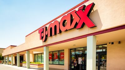 8 Best Holiday Gifts From T.J. Maxx for Under $25