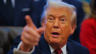 Um, Donald Trump just called himself a liar in front of everyone. But hey, don’t you dare call him out on it!