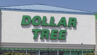 5 Christmas Items To Avoid Buying From Dollar Tree in 2025