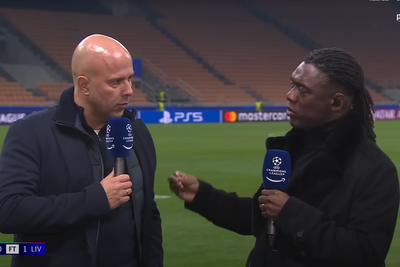 Arne Slot challenged by Clarence Seedorf over treatment of Liverpool star Mohamed Salah