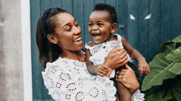 No app needed: Aura now lets you text your favorite photos directly to its frames