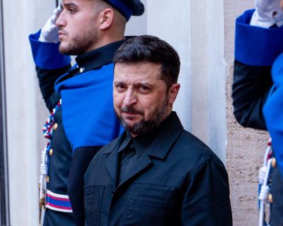 Starmer, Merz and Macron take phone call with Trump on Ukraine peace talks – as it happened