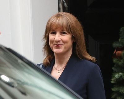 No 10 publishes list of 34 new political peerages including 25 Labour, five Liberal Democrats and three Conservatives – as it happened