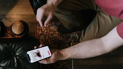 ‘AI situationships’: What is the dating trend set to define 2026?