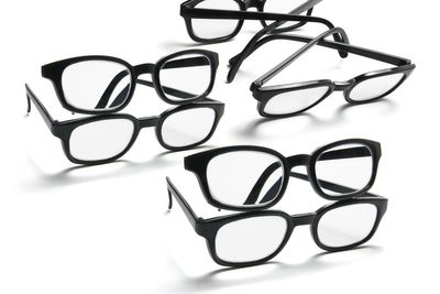 Inspecs agrees to £85m takeover involving retail entrepreneur Luke Johnson