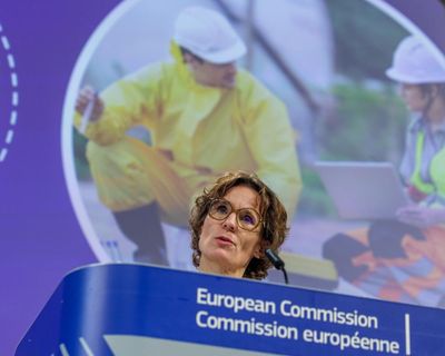 EU proposes loosening rules on AI gigafactories in green rollback