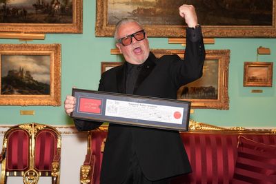 Legendary actor hails ‘special day’ after receiving Freedom of the City of London