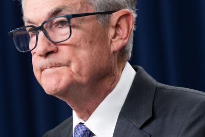 Top economist Diane Swonk: Jerome Powell risks losing the Fed’s credibility on a gamble over AI and immigration