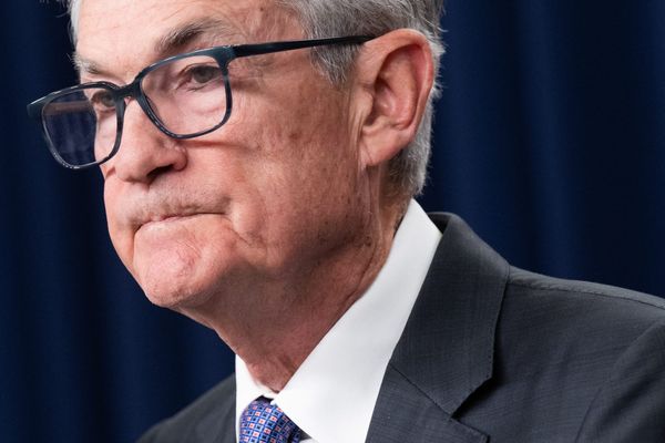Top economist Diane Swonk: Jerome Powell risks losing the Fed’s credibility on a gamble over AI and immigration