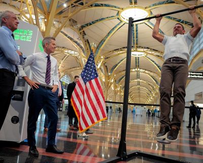 Sean Duffy wants ‘civility’ in air travel … so why is he doing pull-ups at the airport?