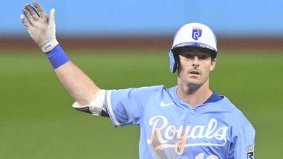 Braves Agree to Sign Veteran OF Mike Yastrzemski to Two-Year Deal